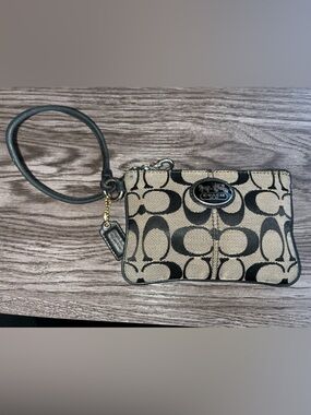 Coach Signature Jacquard Mini Wristlet Wallet Black Grey Coin Pouch 5.5”L